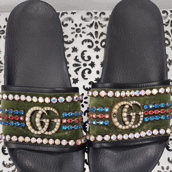 AUTHENTIC EUC LIMITED EDITION GUCCI - Picture 6 of 6